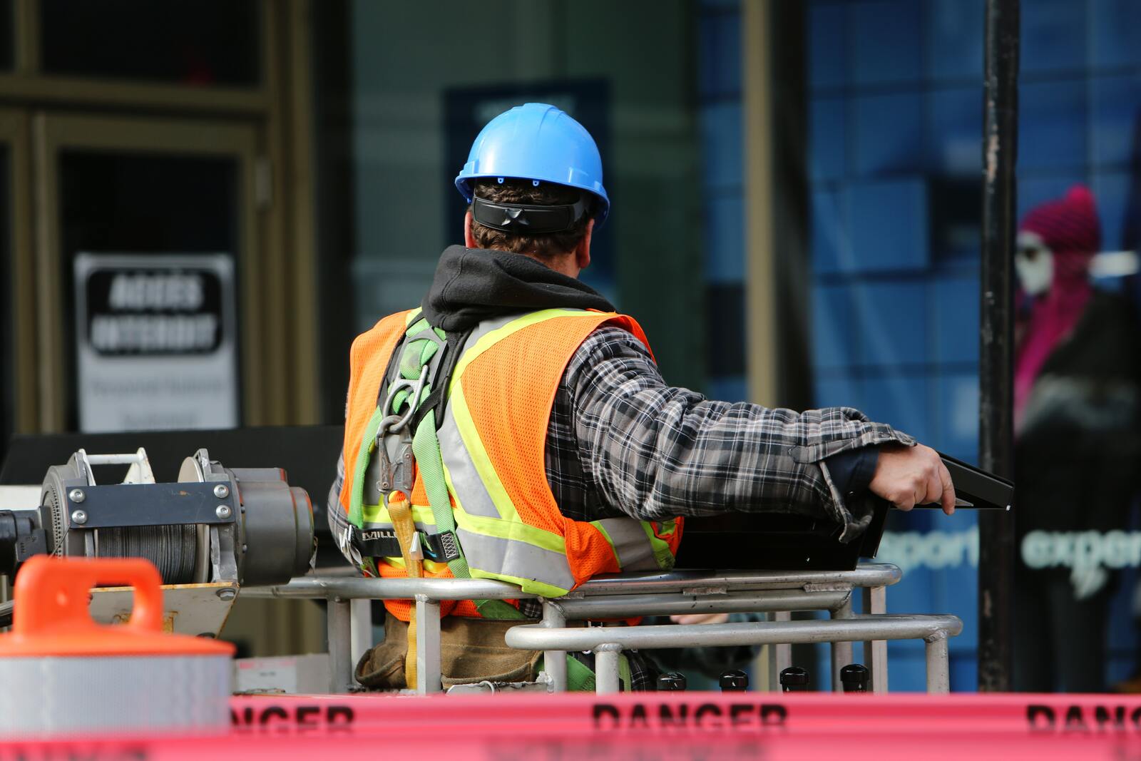 conducteur de travaux au travail