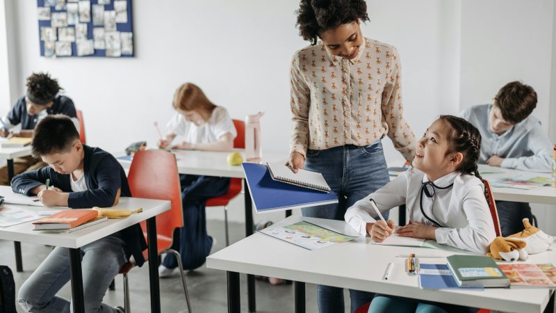 Comment devenir professeur des écoles ?