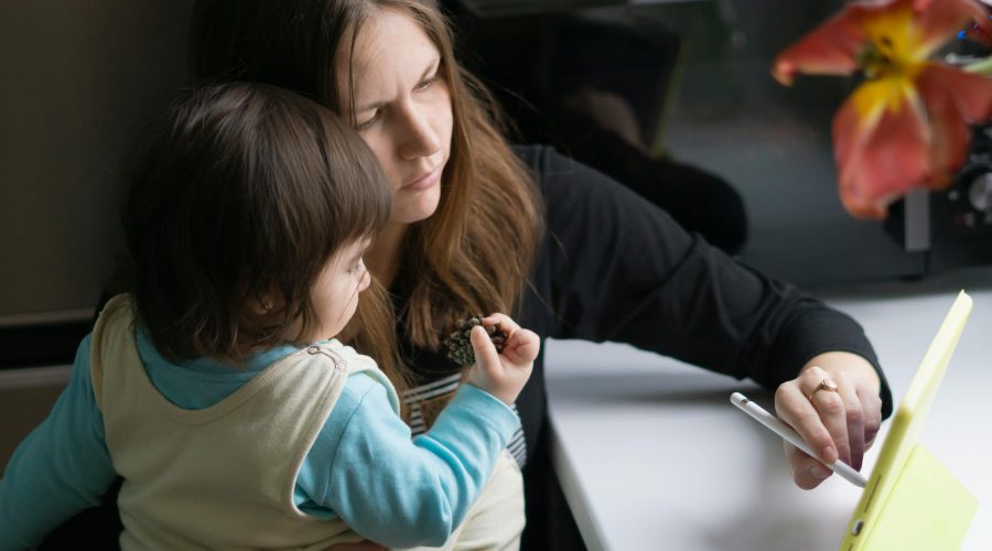 Comment et pourquoi les entreprises Family Friendly recrutent les jeunes actifs