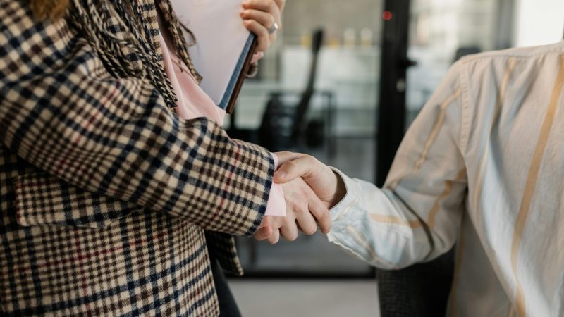Qu’est-ce que le speed recruitment et comment l’utiliser efficacement en 2025 ?
