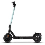 avis Pure Scooters